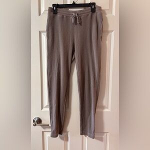 TNA pants‎